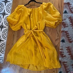 Banana Republic Yellow flowy puff sleeve dress